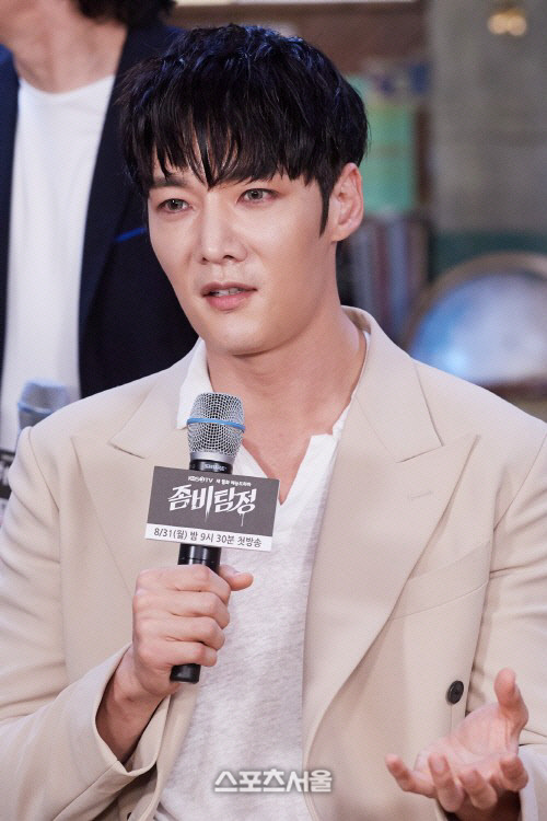 '불법 유흥주점 술자리' 최진혁, 벌금 50만원 약식기소