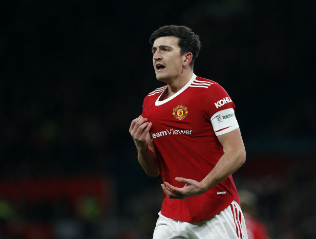 캡틴 매과이어 '노룩수비' 감싼 랑니크 감독 "주장 바꿀 어떤 이유도 없다"