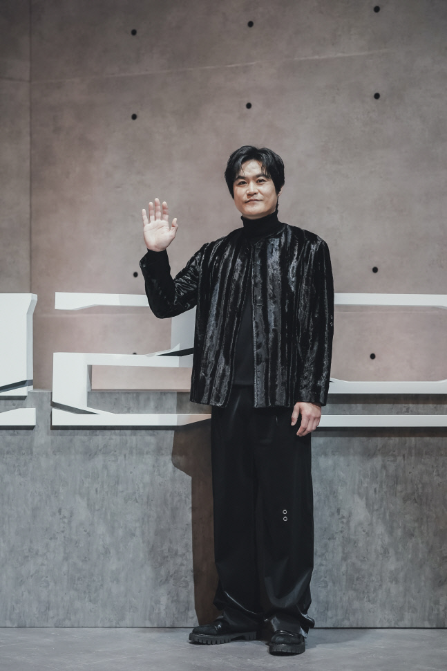 '그리드' 김성균 "오랜만에 살인마로 컴백" 웃음