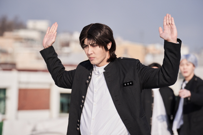 '뇌섹남' 배우 김지석, 26일 'SNL코리아' 출격!