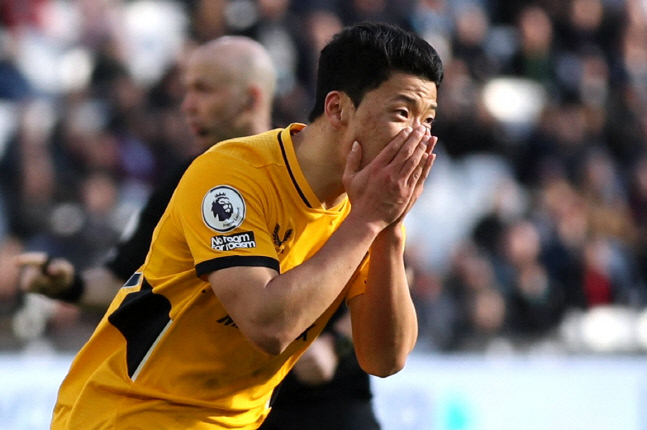 '한 끗이 모자랐다' 황희찬, 예리한 '감·차'에도 6호골 실패…울버햄턴, 웨스트햄에 0-1 패