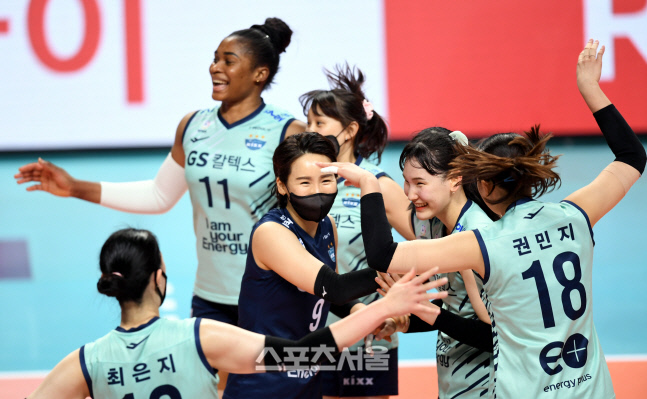 [포토] GS칼텍스, KGC인삼공사에 3-0 완승