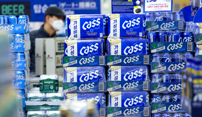 맥주 가격도 오른다…오비맥주, 국산 맥주 7.7% 가격 인상