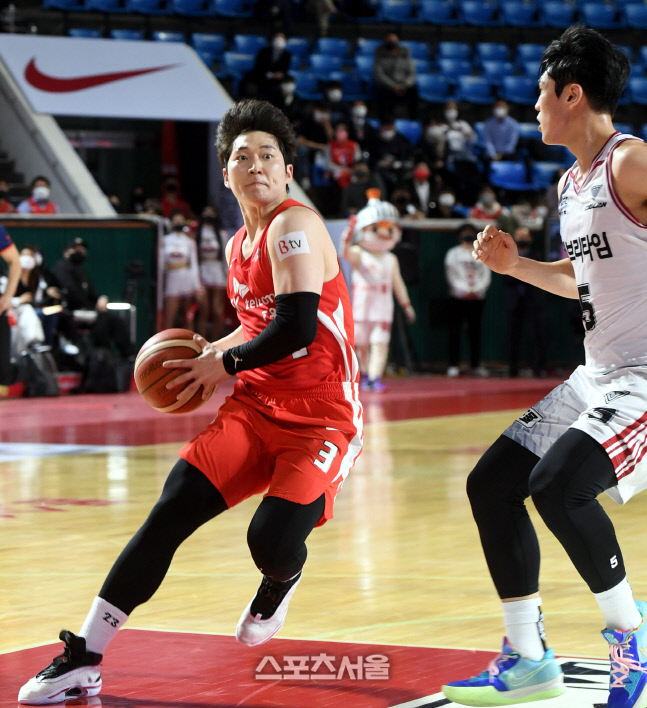 [포토] 최원혁 '과감한 돌파'