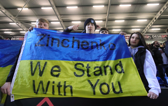 맨시티, 우크라이나 출신 진첸코에 주장 완장...연대와 지지를 위해 [FA컵]