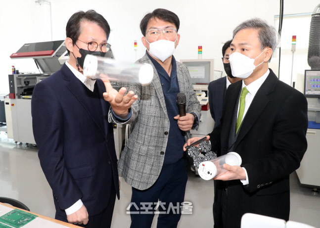 사본 -전주 드론산업, ‘드론산업혁신지원센터’ 날개 단다 (4)