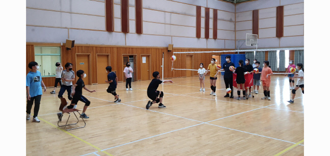 KOVO 유소년 배구교실, 프로 선수 출신 강사 대거 포진