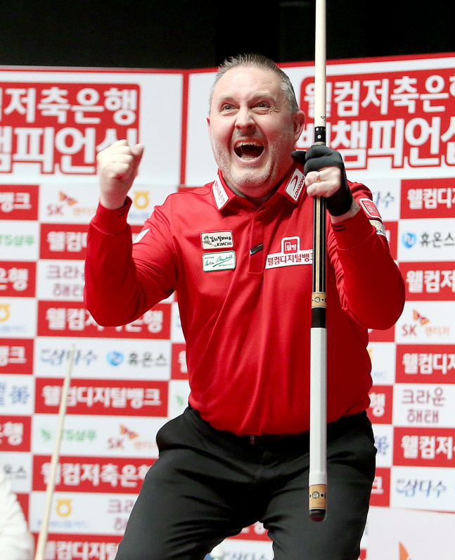 '4대 천왕' 쿠드롱, PBA투어 3연속 우승! 최초 통산 5회 정상 [웰컴저축은행 챔피언십]