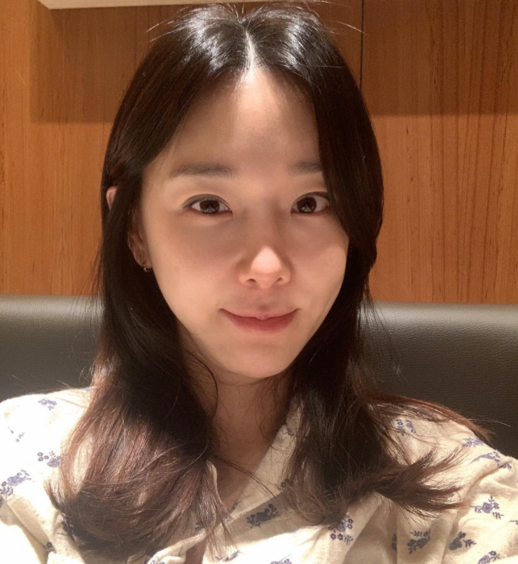 이지혜, 코로나 확진 "격리 중..아이들과 남편은 음성"