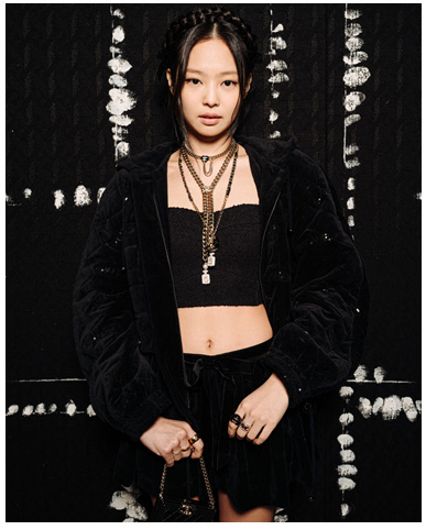 블랙핑크 제니, 파리서도 빛난 '인간 샤넬' 위엄[★포토]