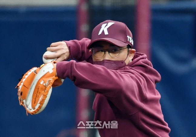 [포토]키움 포수 이지영, 집중!