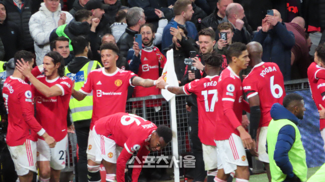 호날두 해트트릭