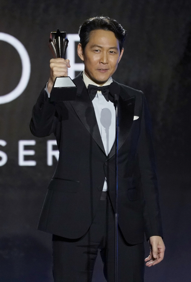 27th Annual Critics Choice Awards - Show