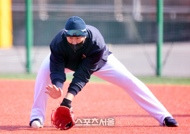 [포토] 이대호 \'빠질 틈이 없어\'