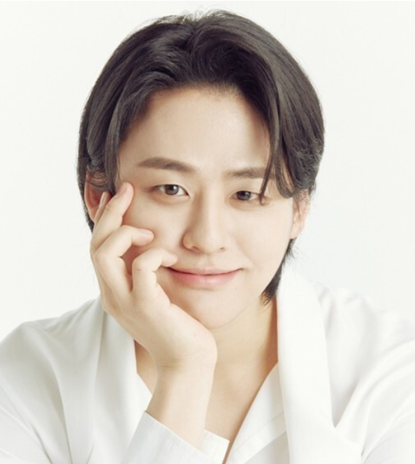 이솔로몬, 팬 기만 논란에 사과 "모든 비난은 내게만"