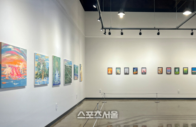 완주군 삼례문화예술촌서  김시오 작가의 ‘Here we are!Ⅱ’ 작품 전시회 열어