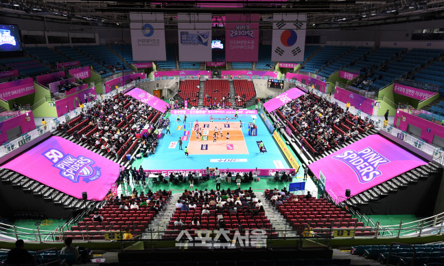 [포토]마지막이 되어버린 흥국생명과 GS칼텍스의 경기