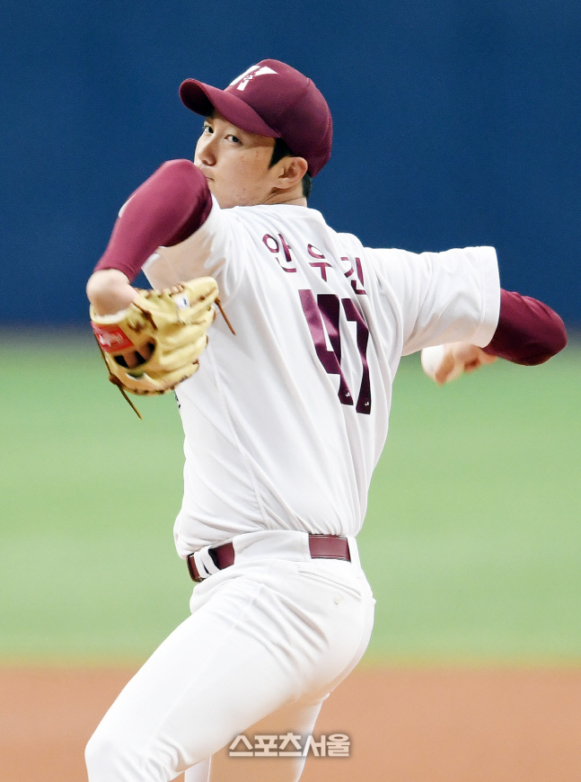 'S 비율 고작 47%' 안우진, 157km도 '볼'은 의미 없다 [SS 집중분석]