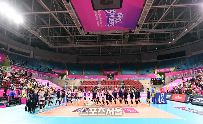 [포토]마지막이 되어버린 흥국생명전 승리 거둔 GS칼텍스