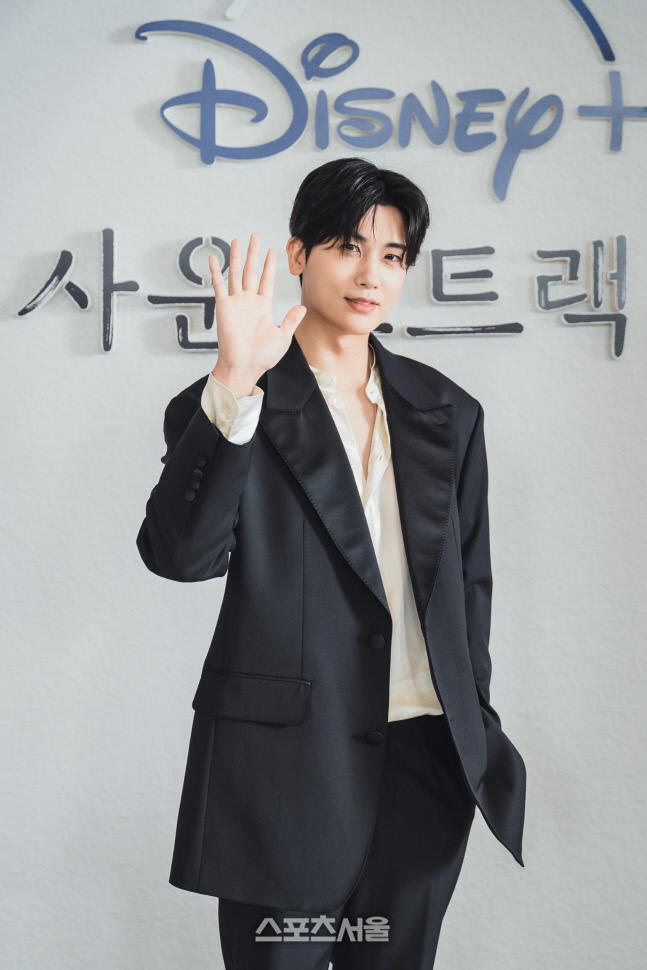 [포토] 박형식 '달달한 손인사'