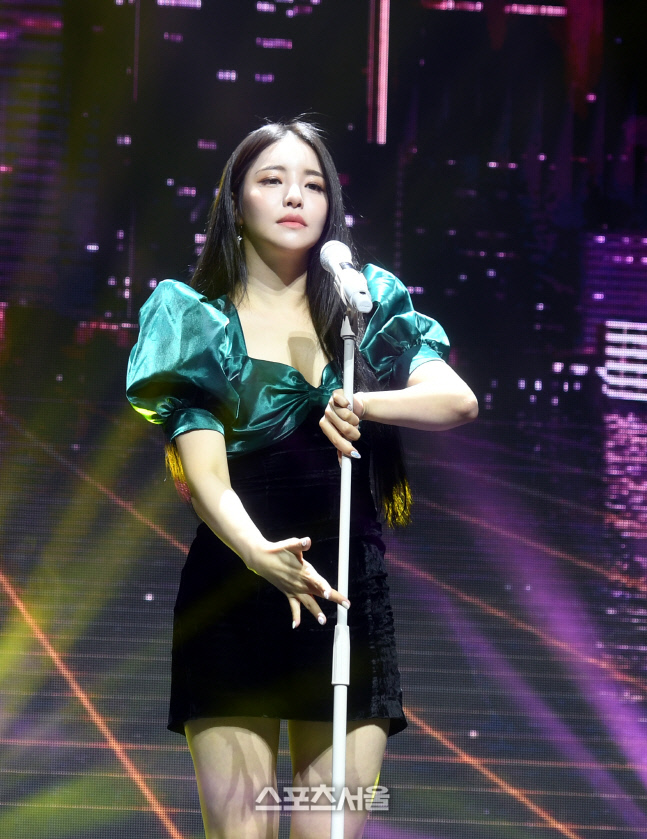 [포토] 브레이브걸스 유정 '우수에 찬 눈빛'