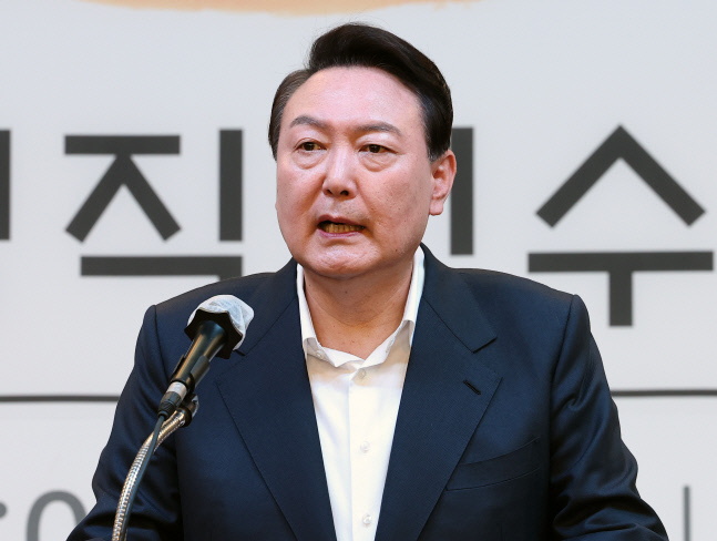 인수위 워크숍 인사말 하는 윤석열 당선인