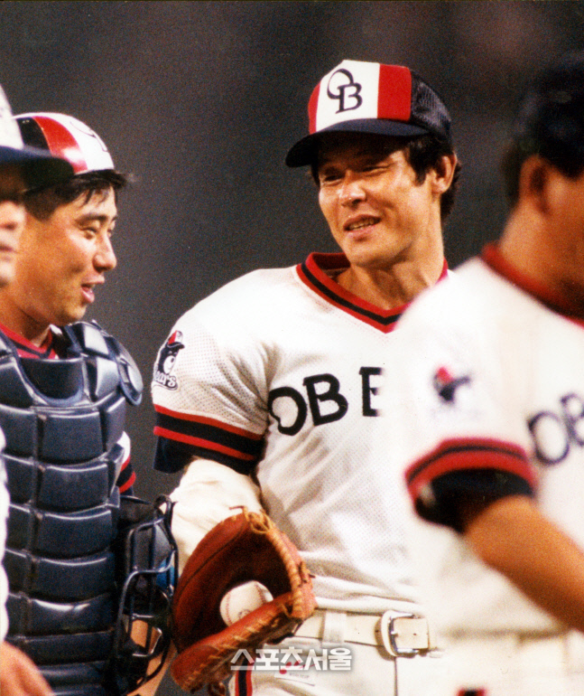 '떡잎부터 남달랐던 리더 기질 김태형, 박철순 "선배한테 욕했던 후배다"