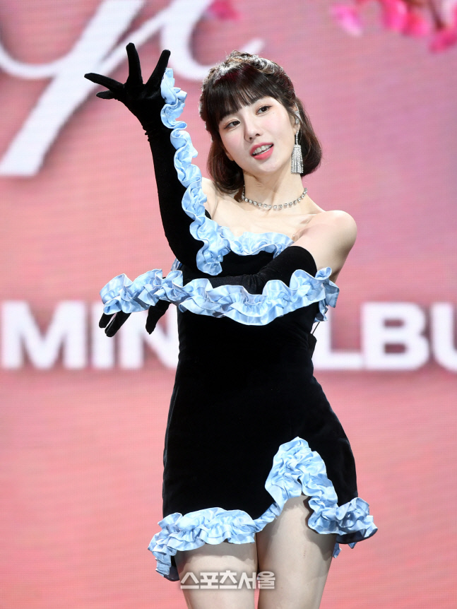 [포토] 권은비 '매력적인 포인트 안무'