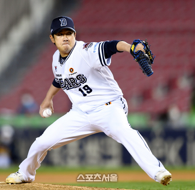 [포토] 역투하는 두산 김지용