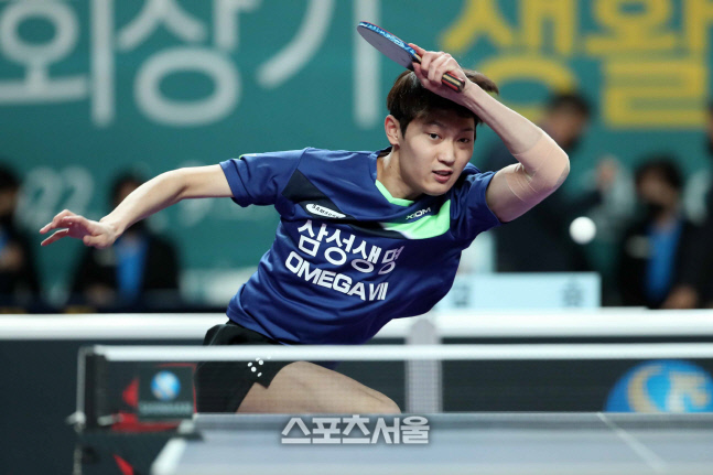 20살 조대성 2관왕, 17살 김나영 3관왕...韓탁구 세대교체 가속 [종별대회]