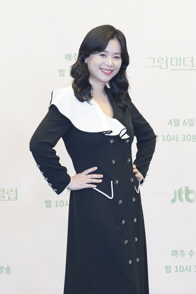 jtbc_수목드라마_그린마더스클럽_제작발표회_장혜진 (1)