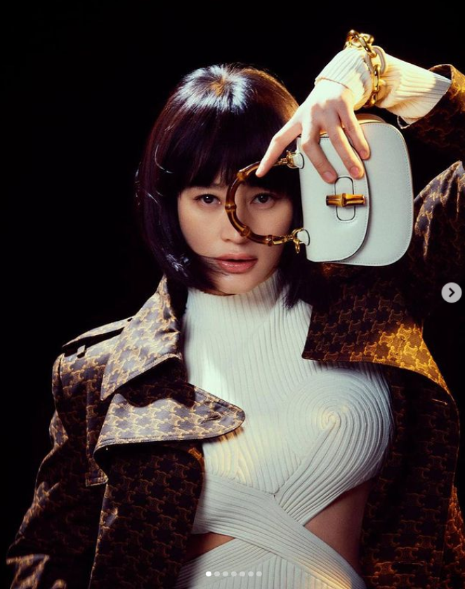 몸매가 명품... 김혜수라 가능한 과감 패션 [★화보] 