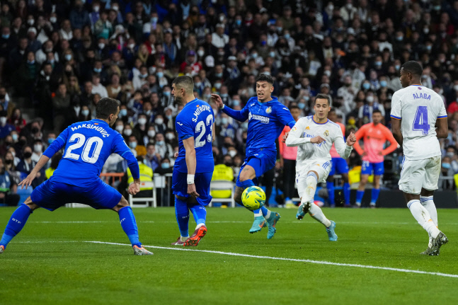 루카스 바스케스의 골