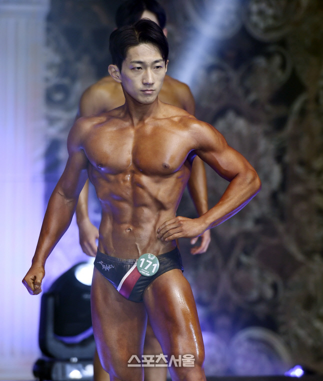 샤프한 눈빛의 '2022 WNGP 경기' 박지현, 온몸도 샤프해...[포토]