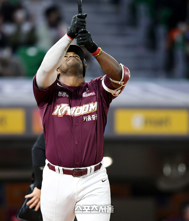 [포토] 푸이그 '힘이 모자라'