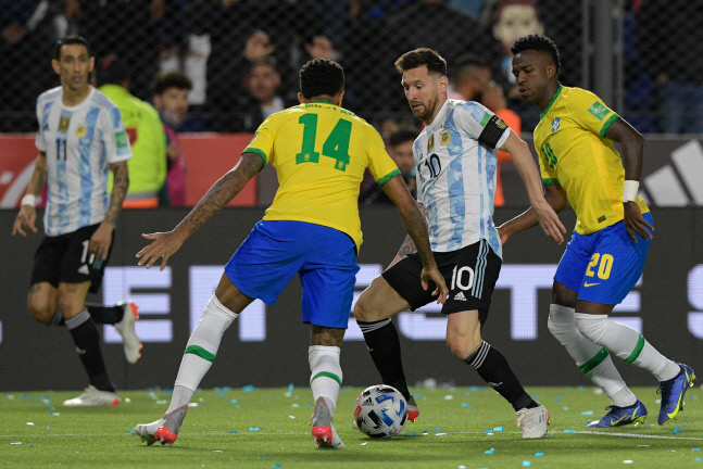 FBL-WC-2022-SAMERICA-QUALIFIERS-ARG-BRA