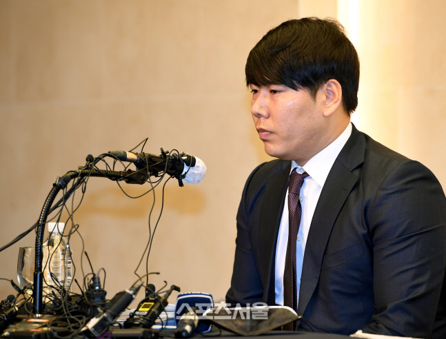 "여차하면 큰 소송 된다" KBO, 강정호 복귀 놓고 '법률 검토' 계속 [SS 이슈]