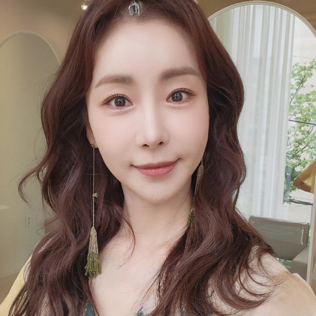 한다감, 완벽한 이목구비..인형인 줄[★SNS]