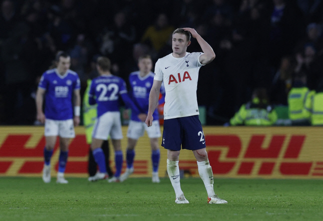 SOCCER-ENGLAND-LEI-TOT/REPORT