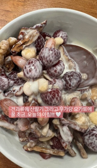 장윤주, 이러니까 출산해도 모델 몸매…아침부터 굶다시피 하네[★SNS]