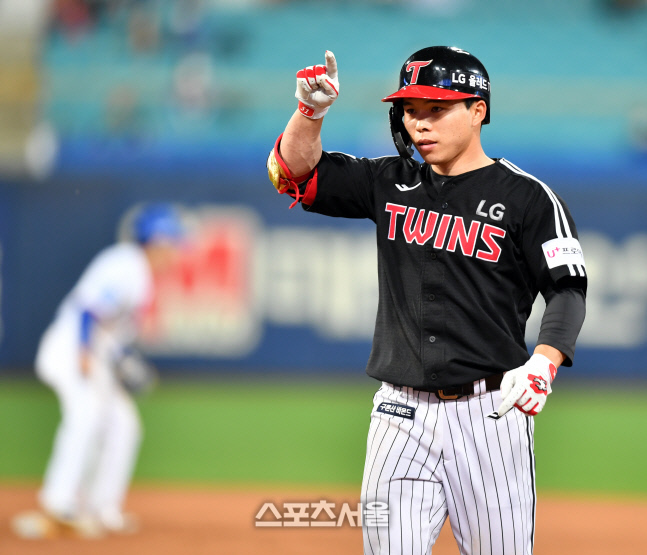 \'안타 신고요!\' 문성주 [포토]