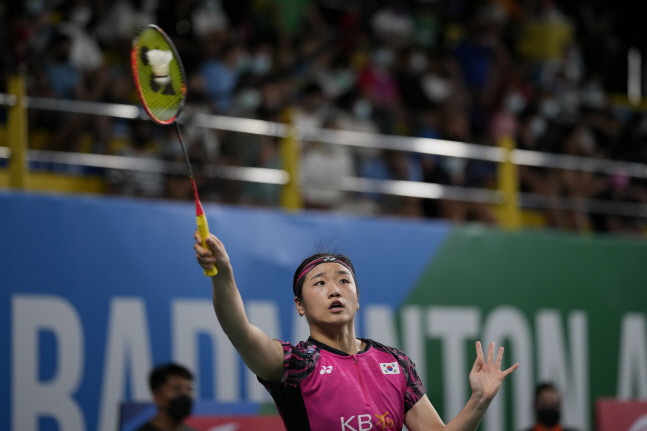 안세영, 신승찬-이소희, 김원호-강민혁만 16강 [아시아 배드민턴 챔피언십]