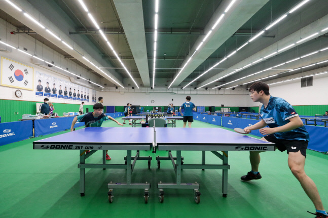 마사회탁구단과 청각장애 국대의 동반훈련, 현정화 감독 "한걸음에 달려왔다"