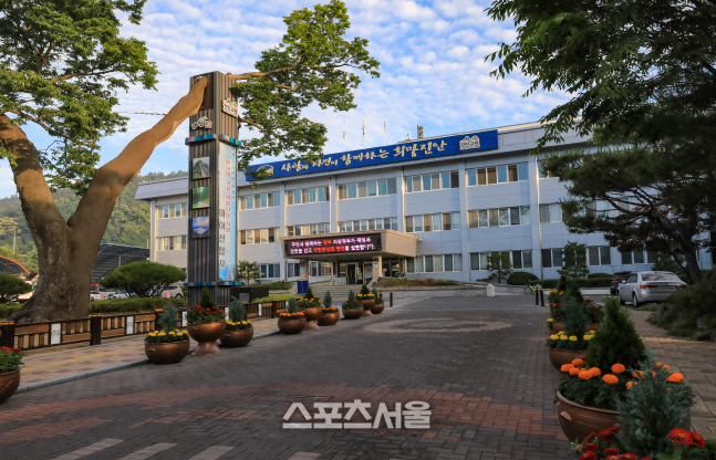 사본 -10-22 진안군 대학생 생활안정비 지원대상자 291명 선발