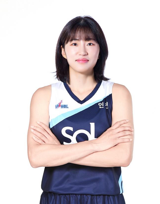 '김단비 보낸' 신한은행, 포워드 구슬 영입...기간 3년-연봉 1억6000만원