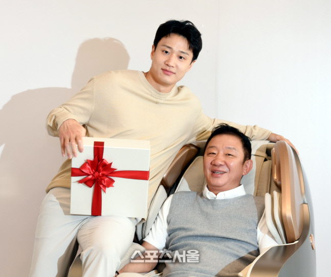 [포토] 허재-허웅 부자(父子) '다정다감'