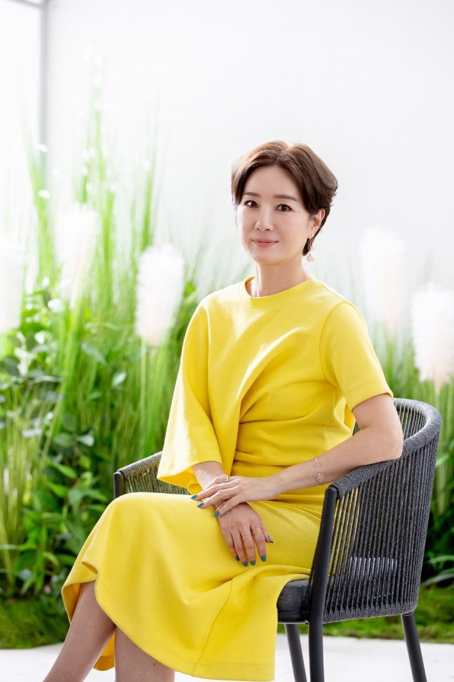 '군검사 도베르만' 오연수, 악역 완벽 변신에 강한 임팩트 "아들 미안해" [SS인터뷰]