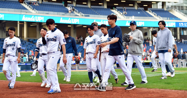 코치의 '팀킬'→'사고 구단' 낙인...관중 9위 NC, 리그 흥행에도 '찬물' [SS 포커스]
