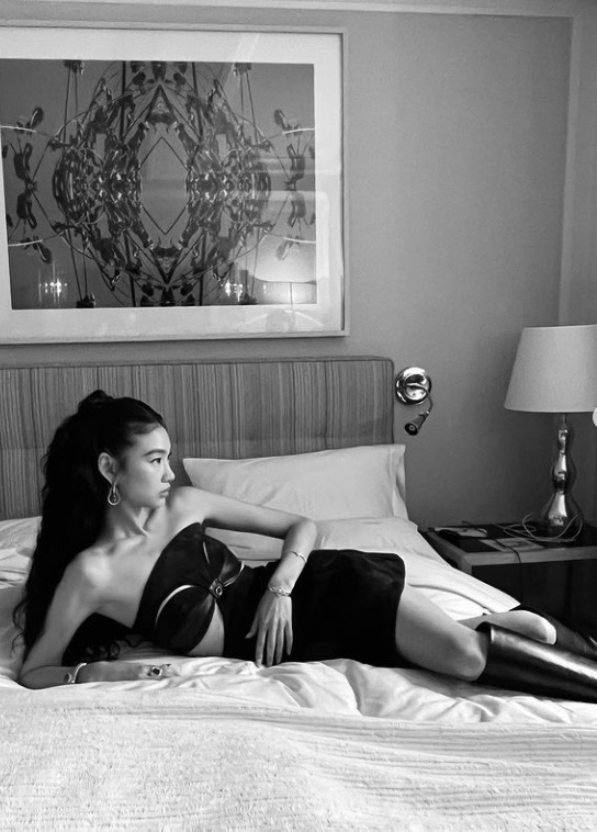 정호연, 얼마나 말랐길래..군살 제로 슬림 몸매[★SNS]