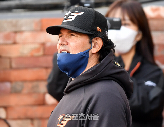 수베로 감독 \'지난번 대전에서의 추억을 잊지말자고\'[포토]